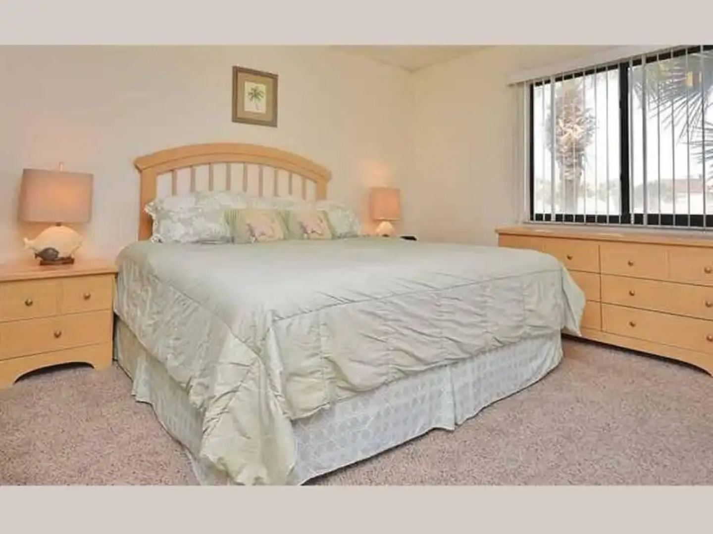 Ocean Village Club O14