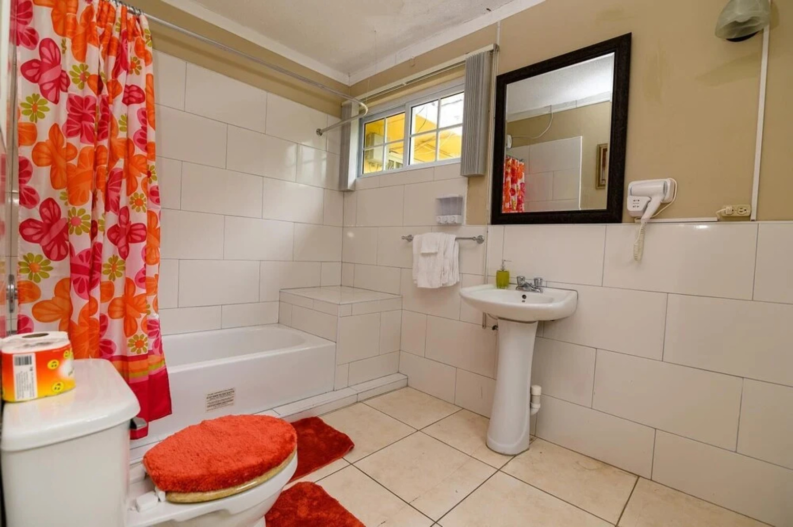 Look Out Point Master Room