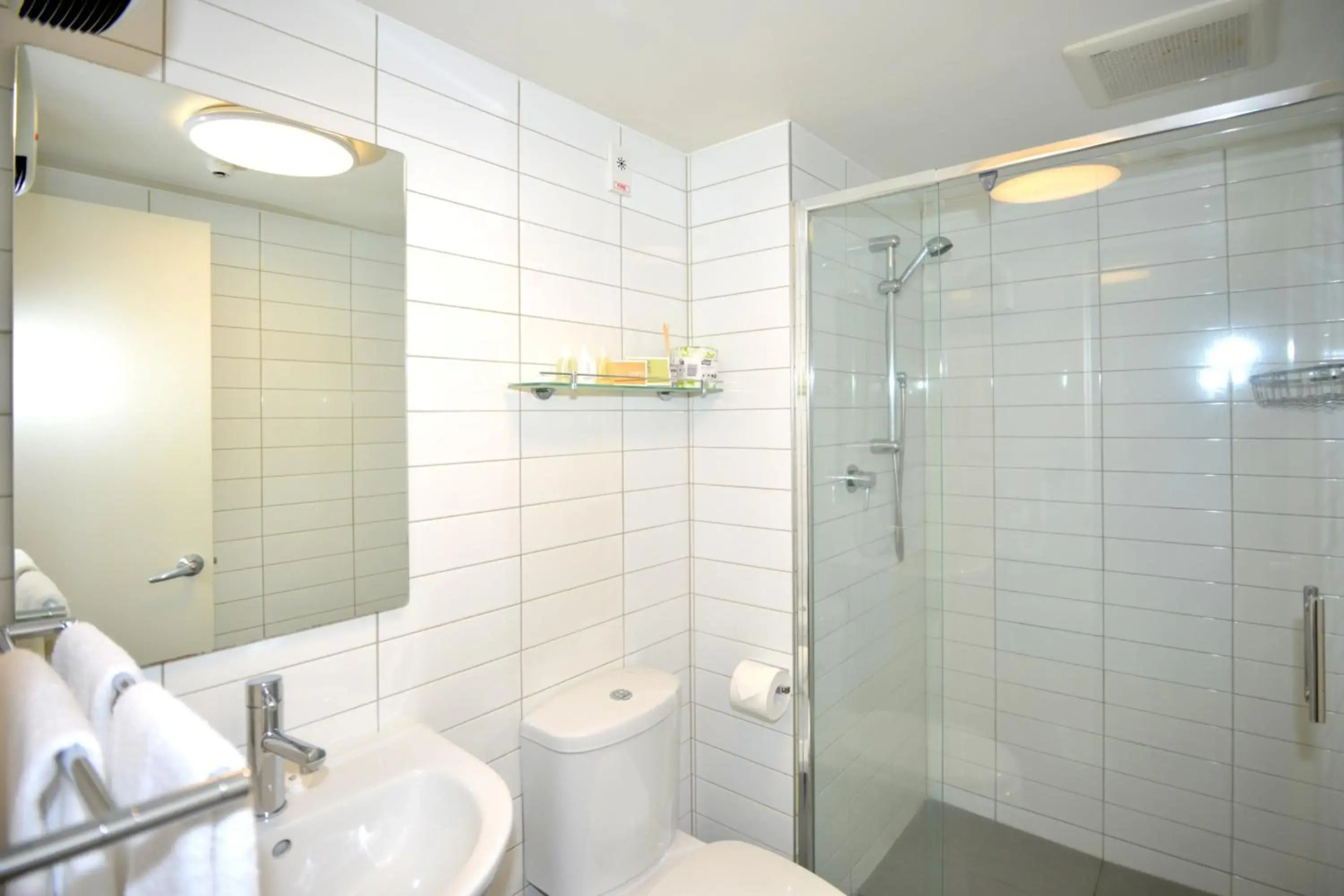 Southwark Hotel & Apartments