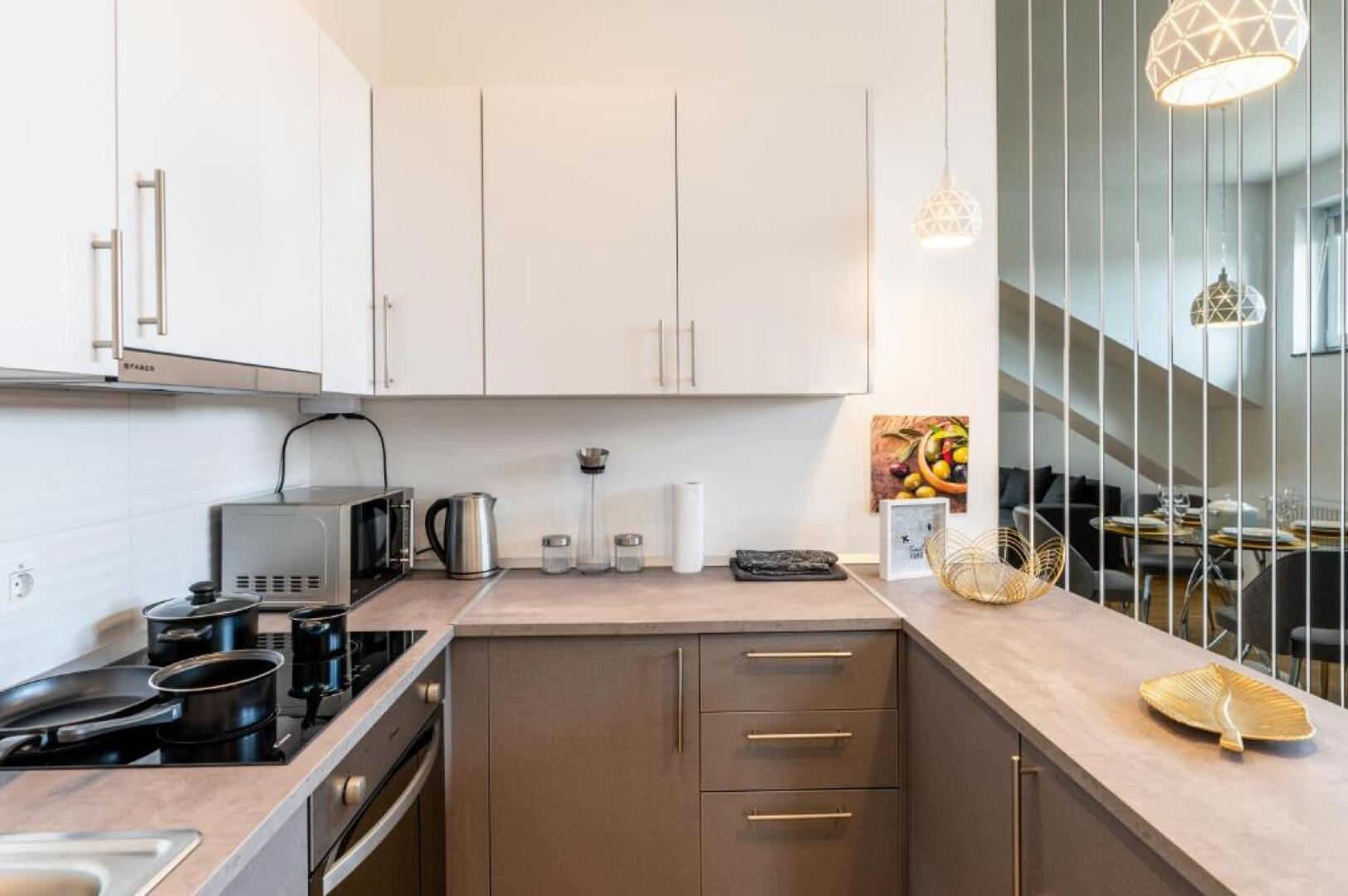 Apartments Adversarium