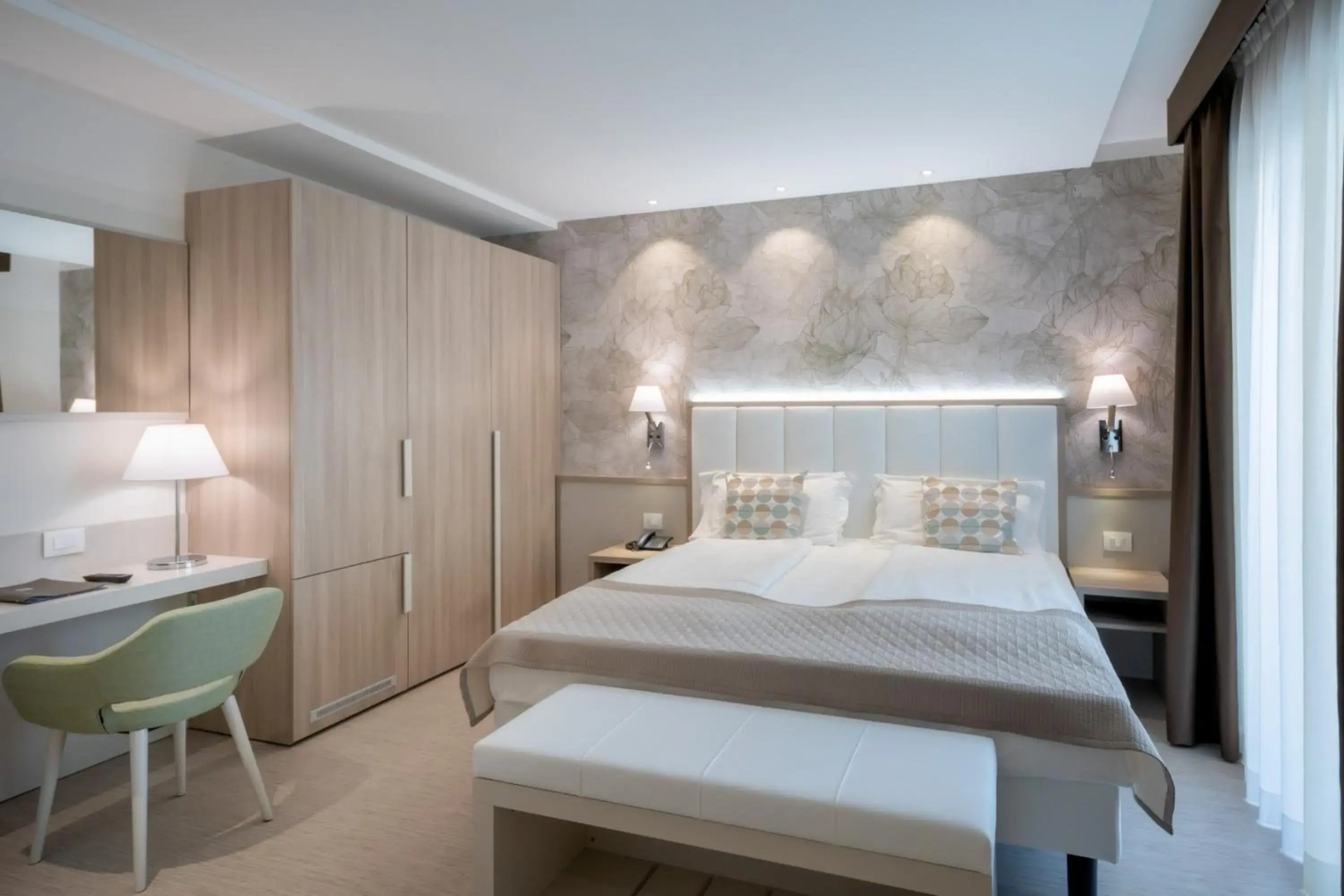 International Beach Hotel