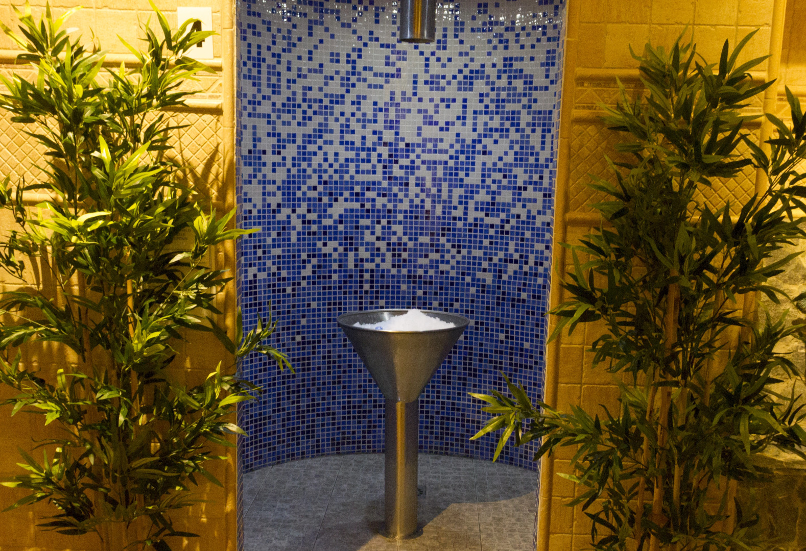 Отель Best Semiramis