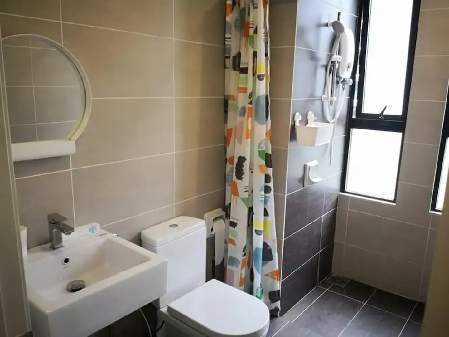 ETM Midhills Holiday Studio