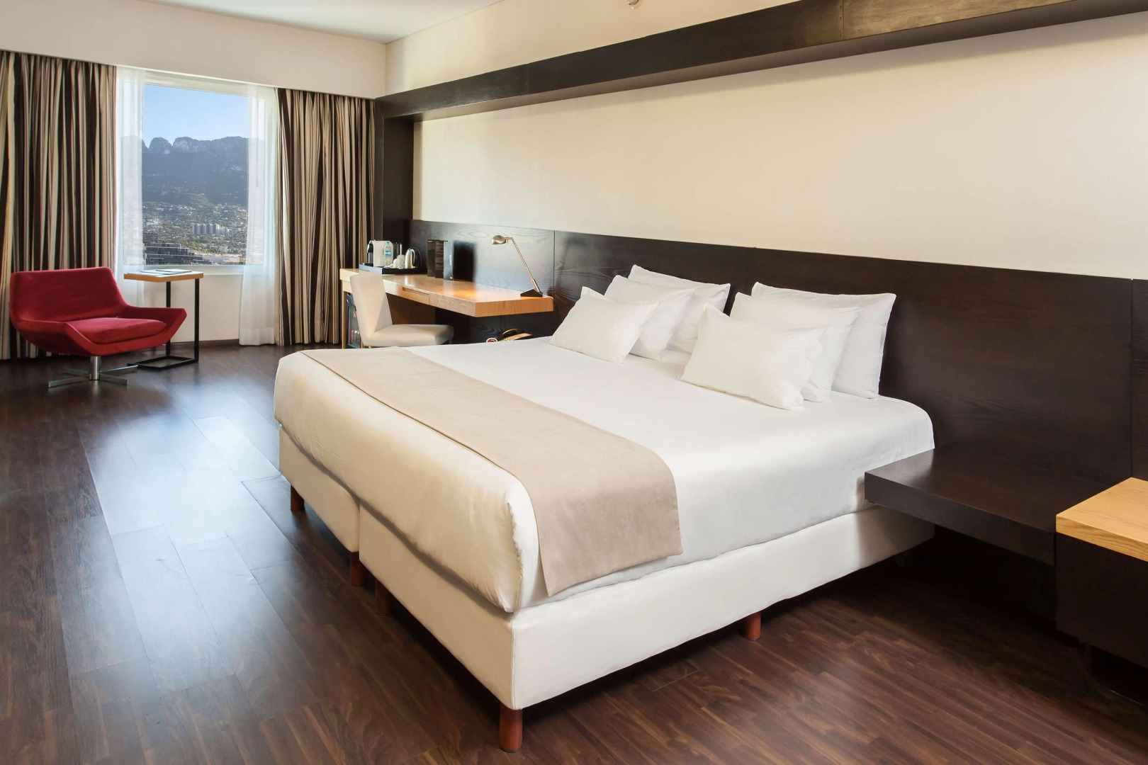 NH Collection Monterrey San Pedro