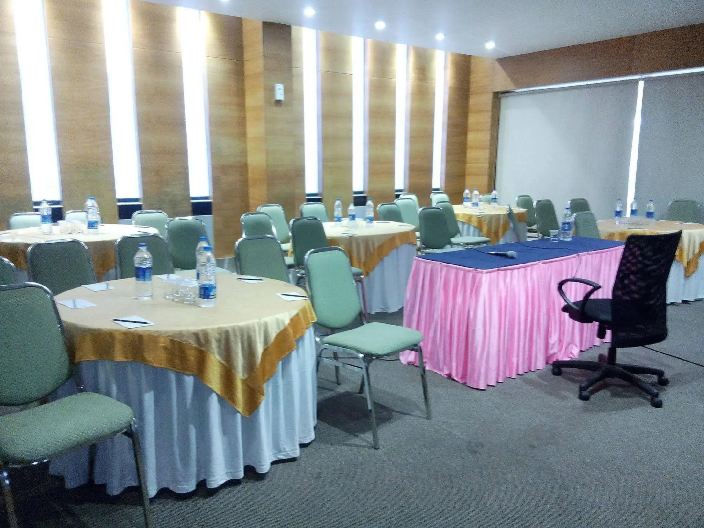 Ginger Kochi MG Road