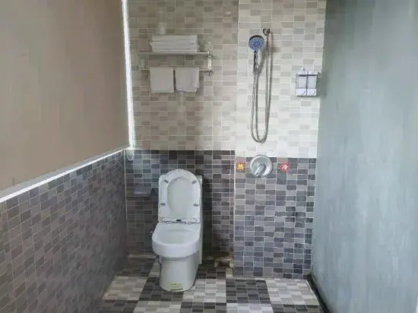 Mingzhu Kangle Hotel