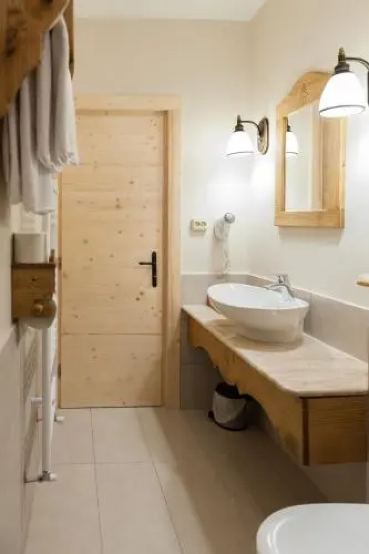 Pensiunea Colt de Rai