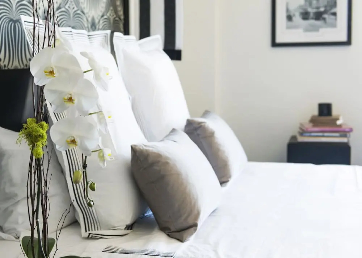 The Mayfair Hotel Los Angeles