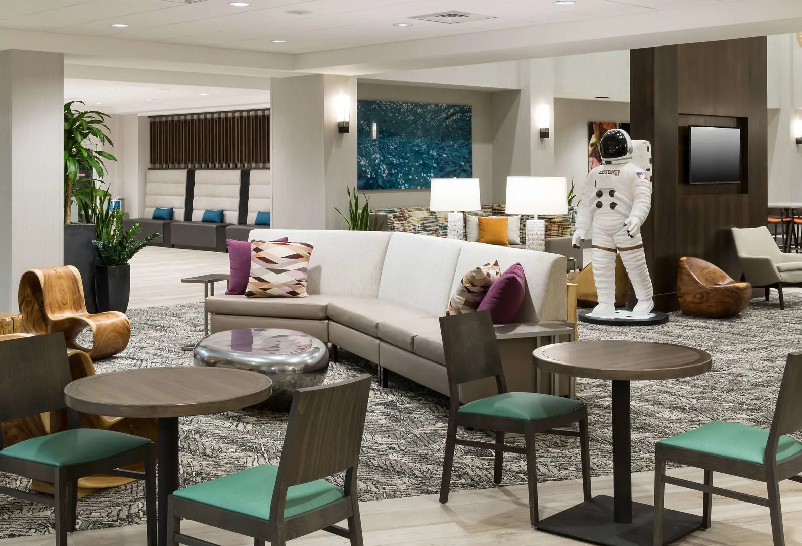 Home2 Suites by Hilton Cape Canaveral Cruise Port, FL