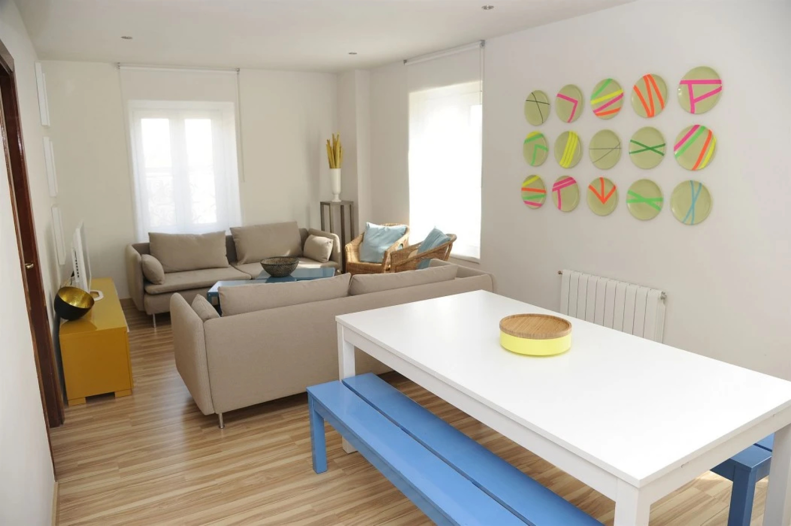 Mola! Suites