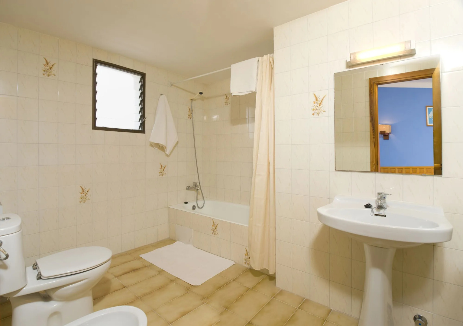 Casual Bahía Ibiza Hotel