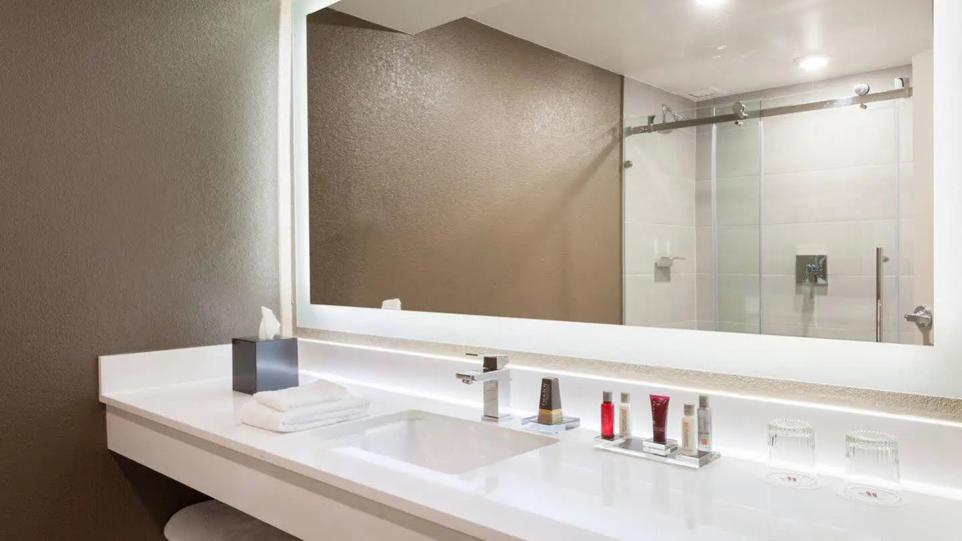 Marriott Savannah Riverfront