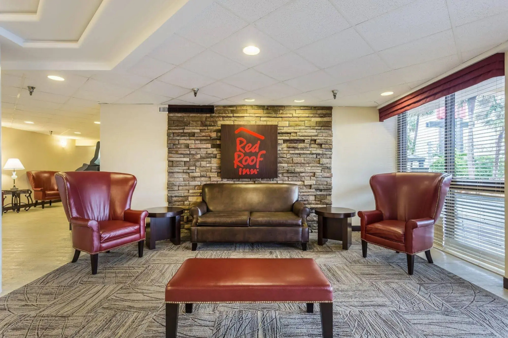 Tropical Palms Hotel