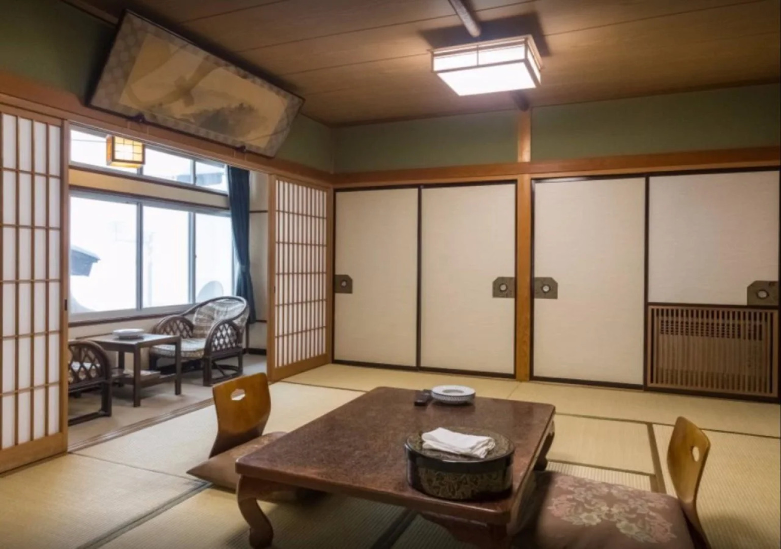 Kusatsu Onsen Nisshinkan