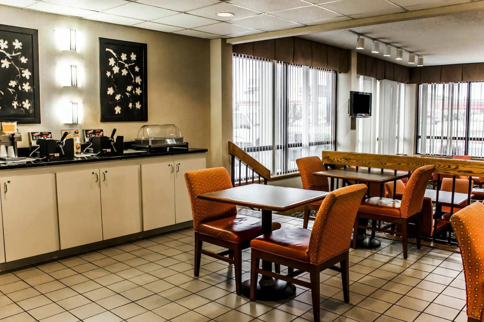 Quality Inn Roanoke Rapids