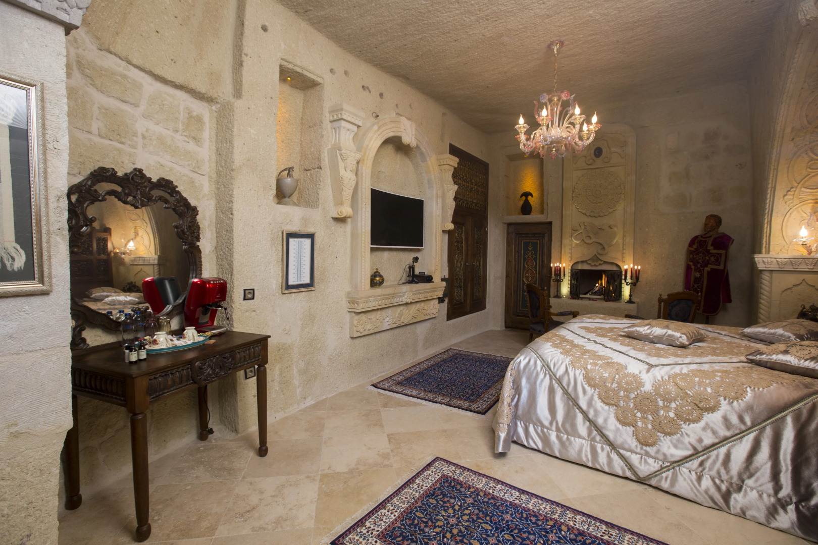 Elika Cave Suites & Spa