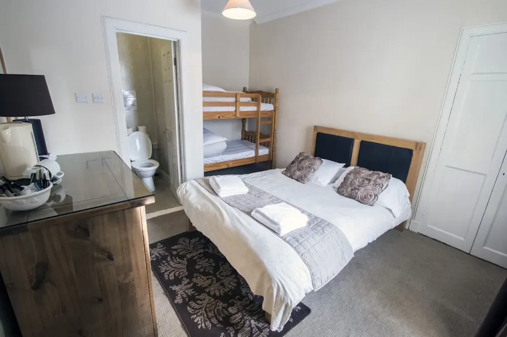 Craigdarroch Arms Hotel