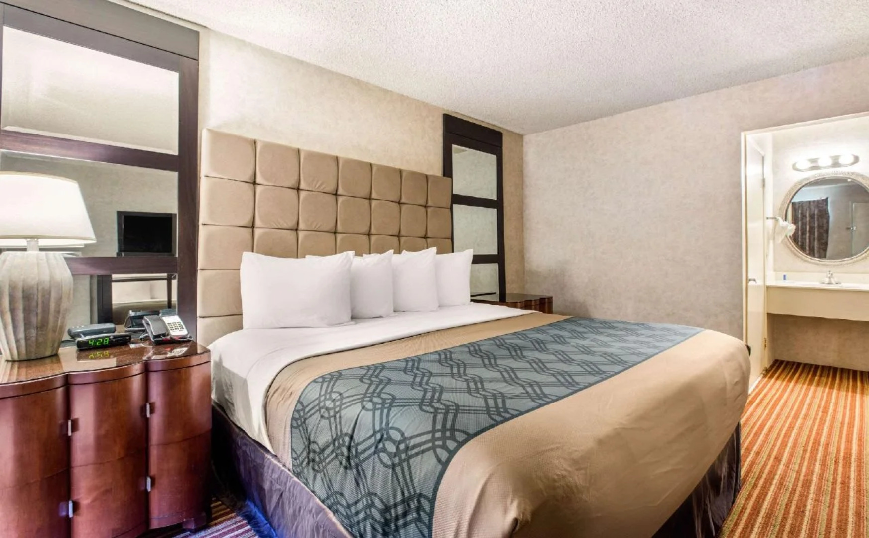 Rodeway Inn & Suites El Cajon San Diego East