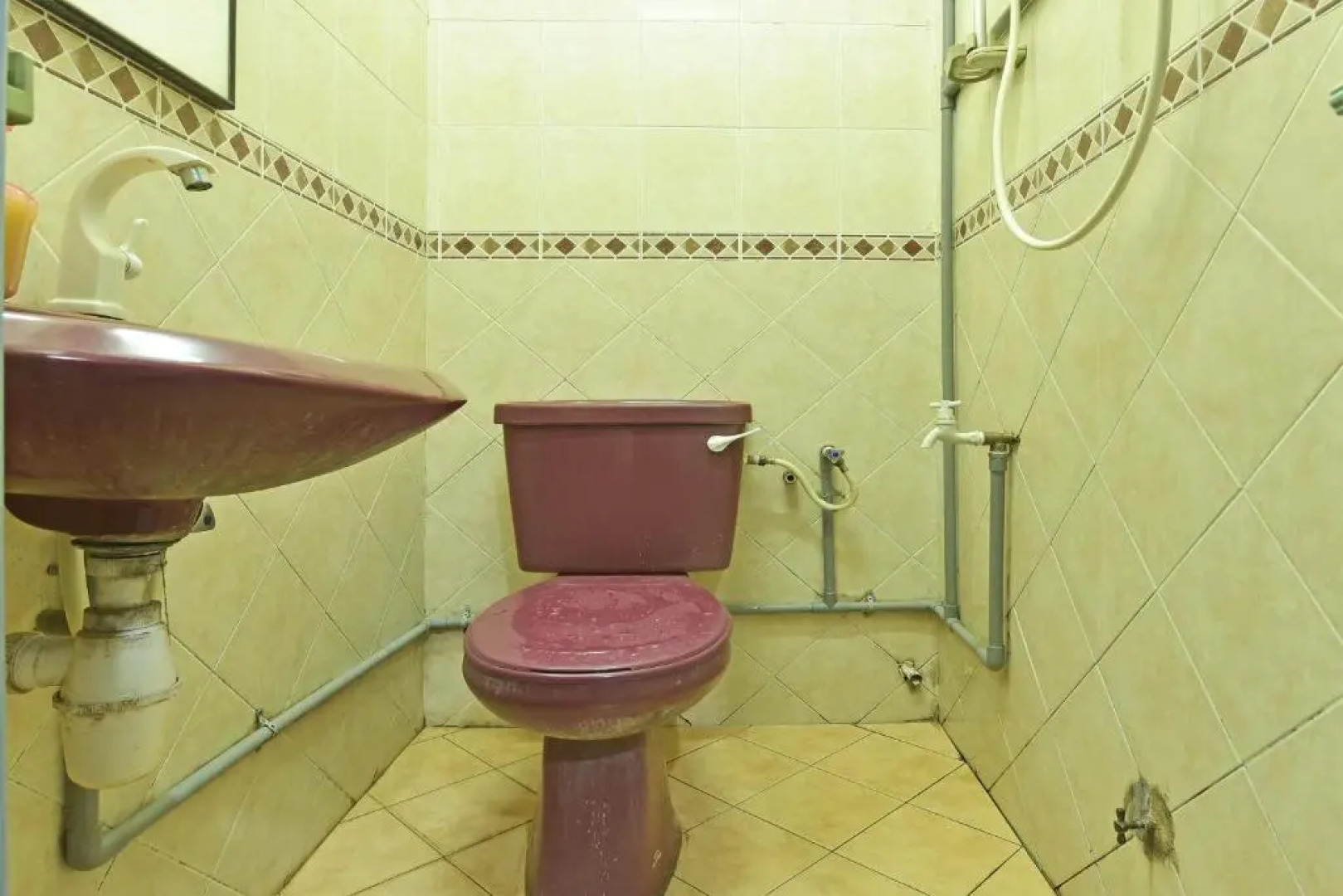 OYO 90736 Lh Resak Motel