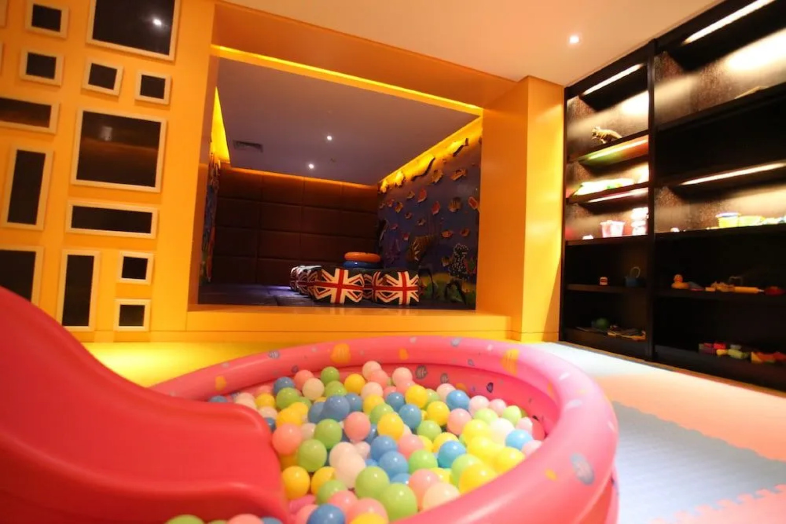 Maritime Seclusive Life·Perfume Bay