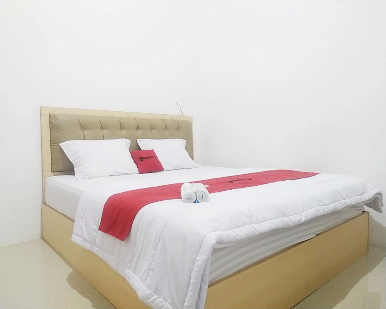 RedDoorz Syariah near Alun Alun Temanggung