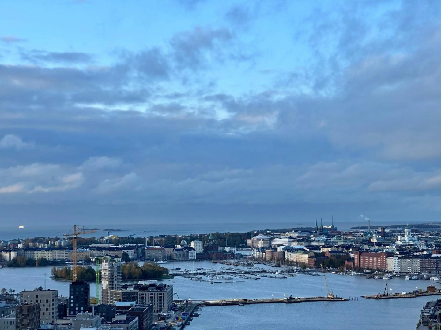 Luxury Skyscraper Apartment with Amazing view over Helsinki
