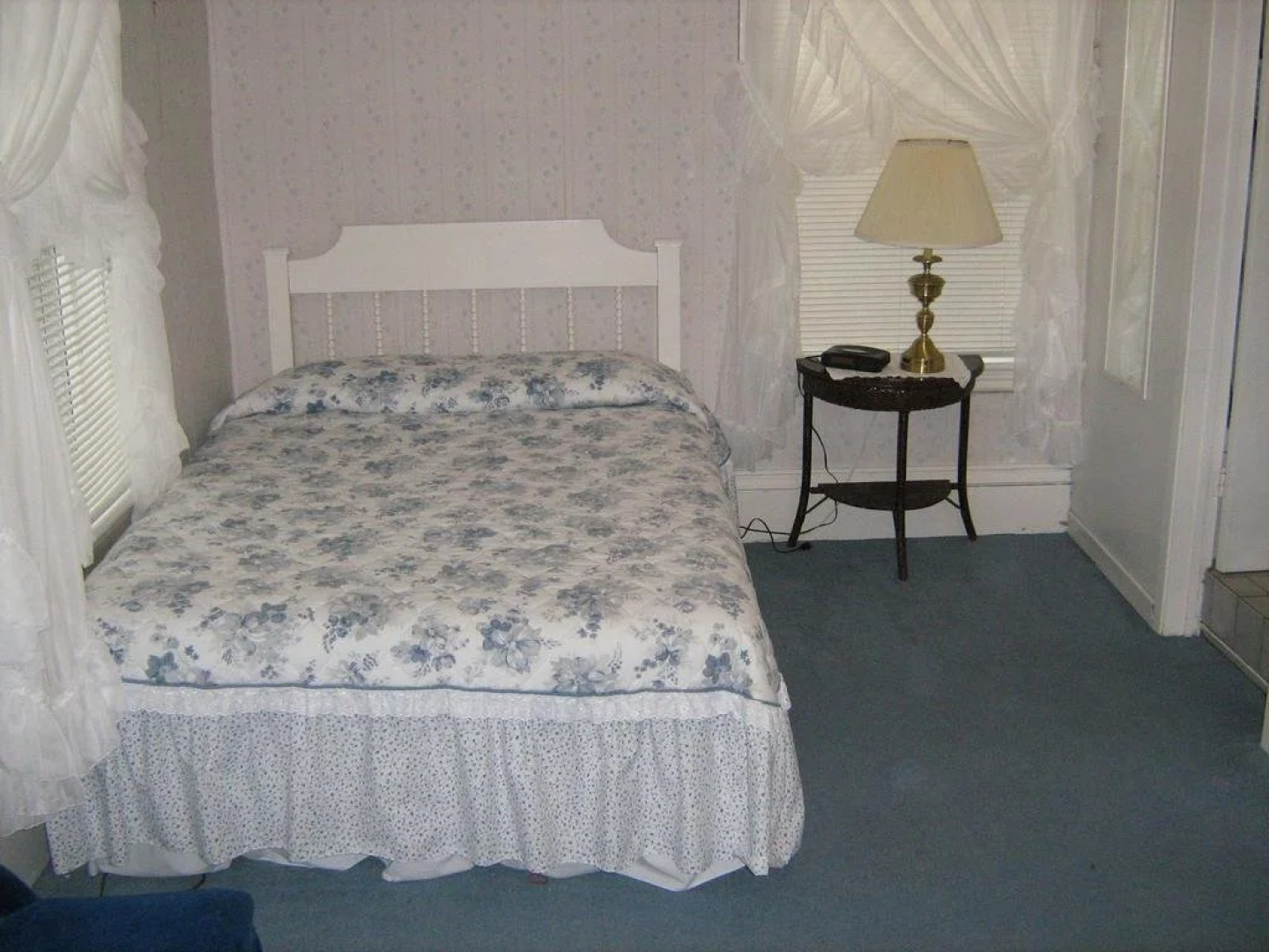 The Olde Village Inn