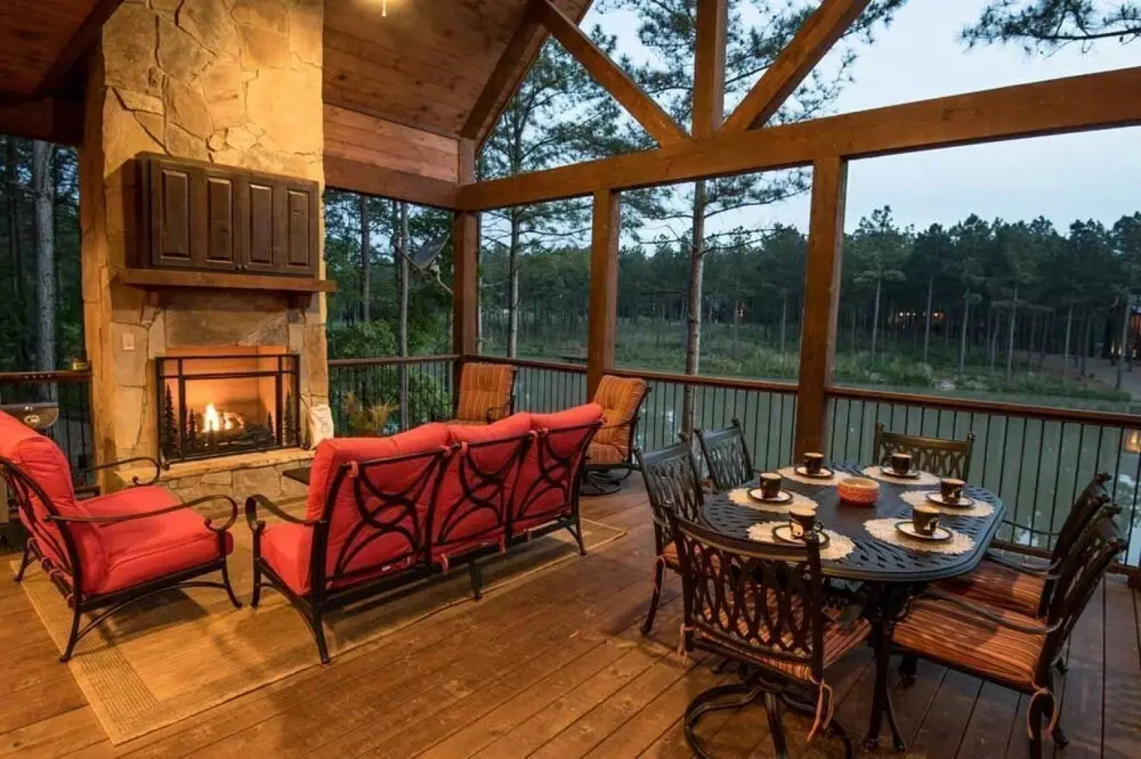 Stars On The Water Lodge - 4 Br Cabin