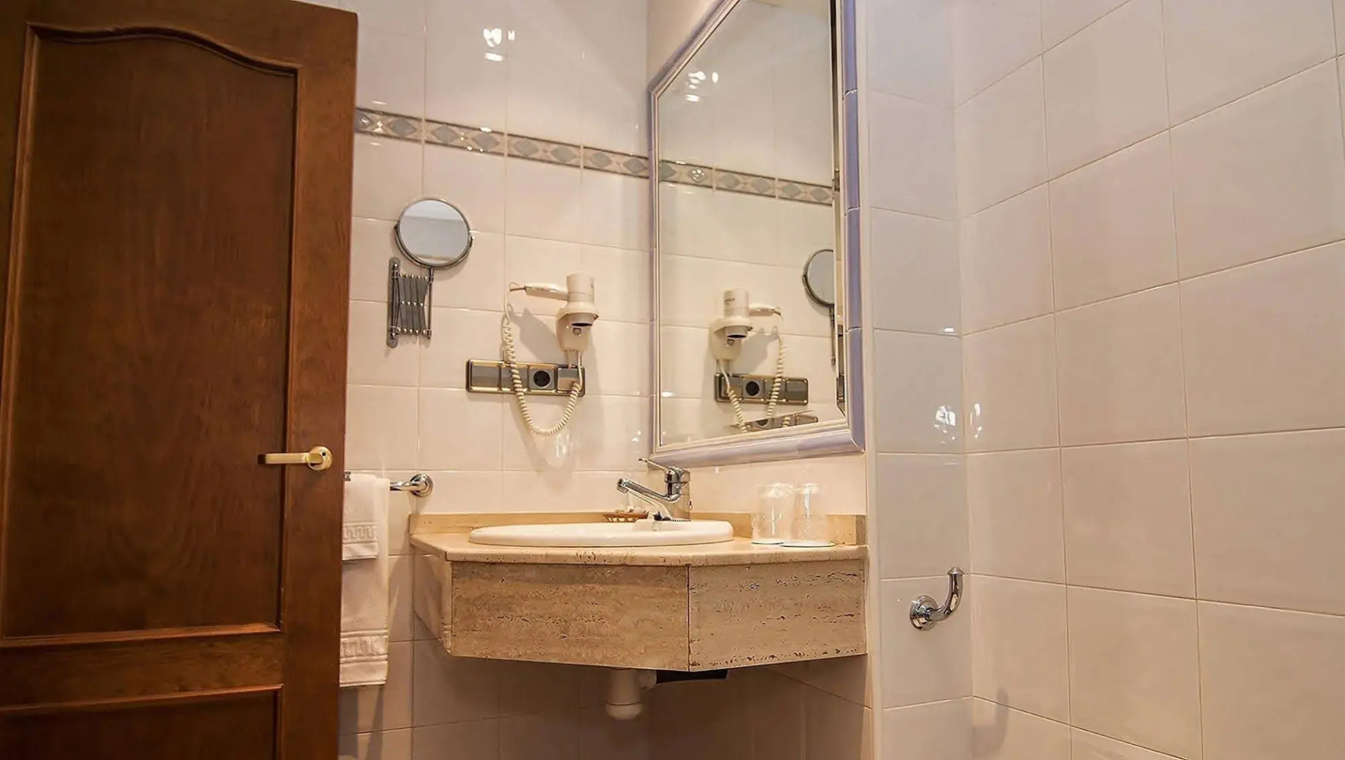 Hotel Jalance Experience