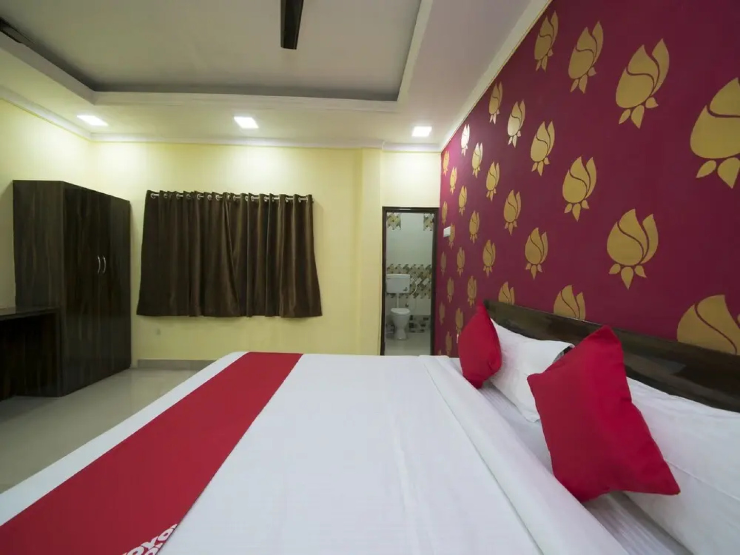 Oyo 13481 Hotel Shalimar