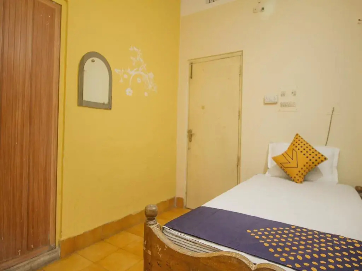 Hotel Chitra by OYO Rooms