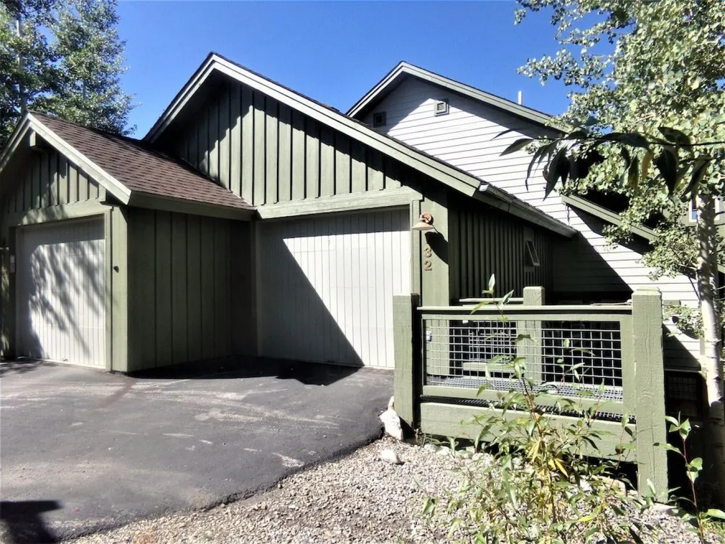 Anemone Townhome 3 Bed 3 Bath