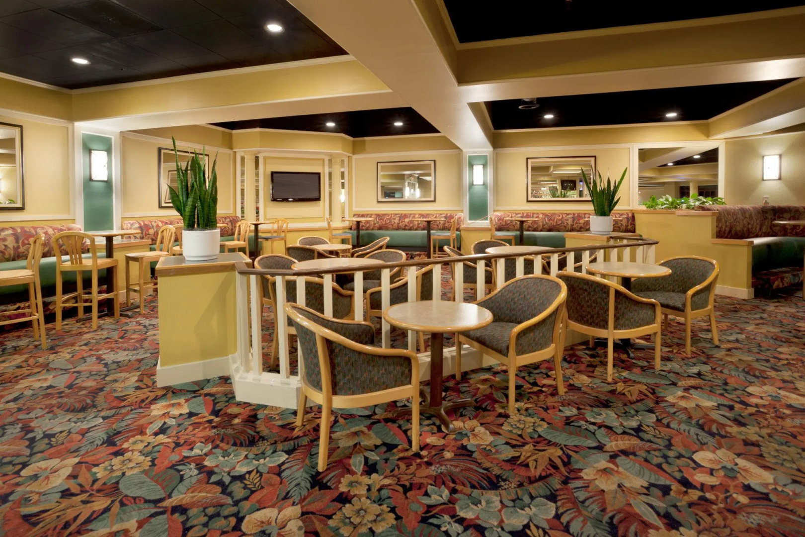 Crowne Plaza Hotel Northwest-Brookhollow