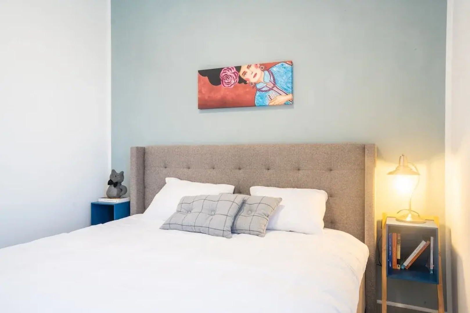 Vibrant Seaside Stay with Balcony by Sea N' Rent