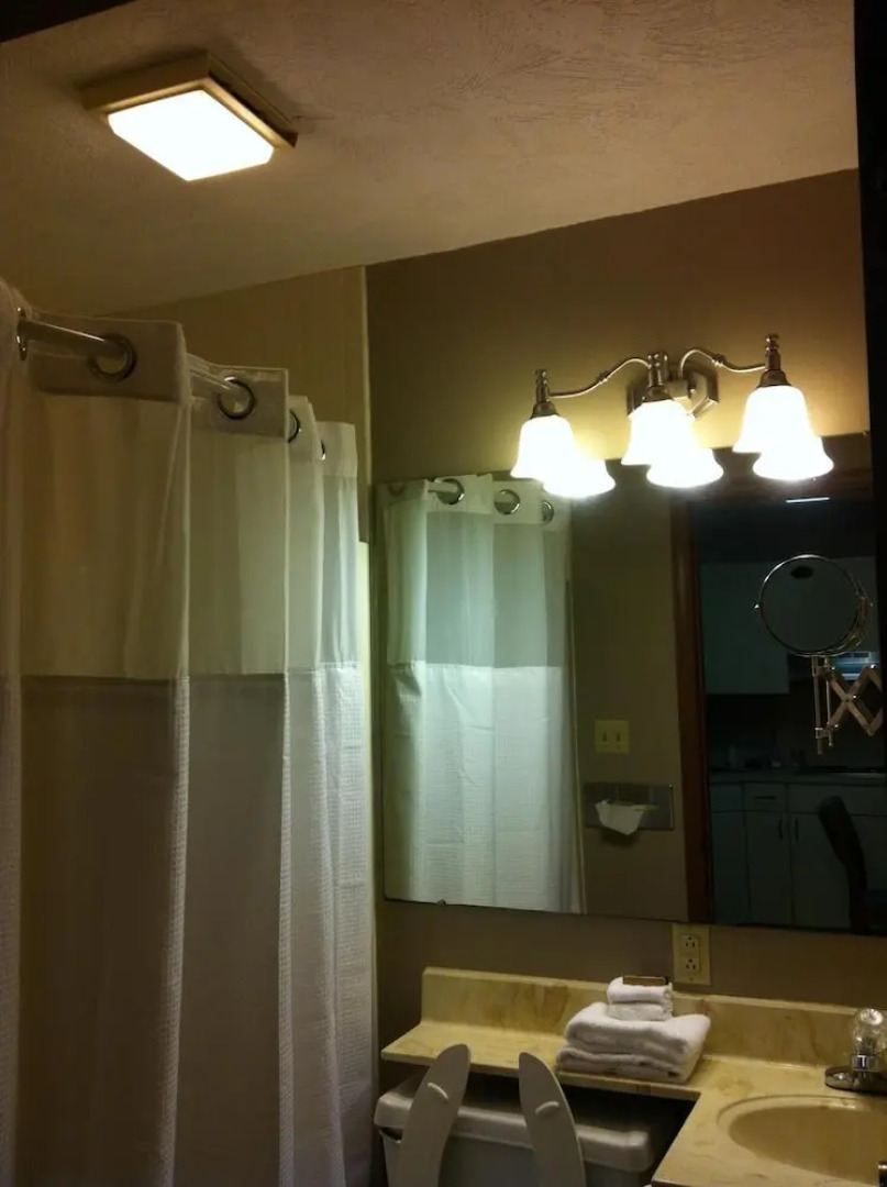 East Street Inn & Suites Tipton