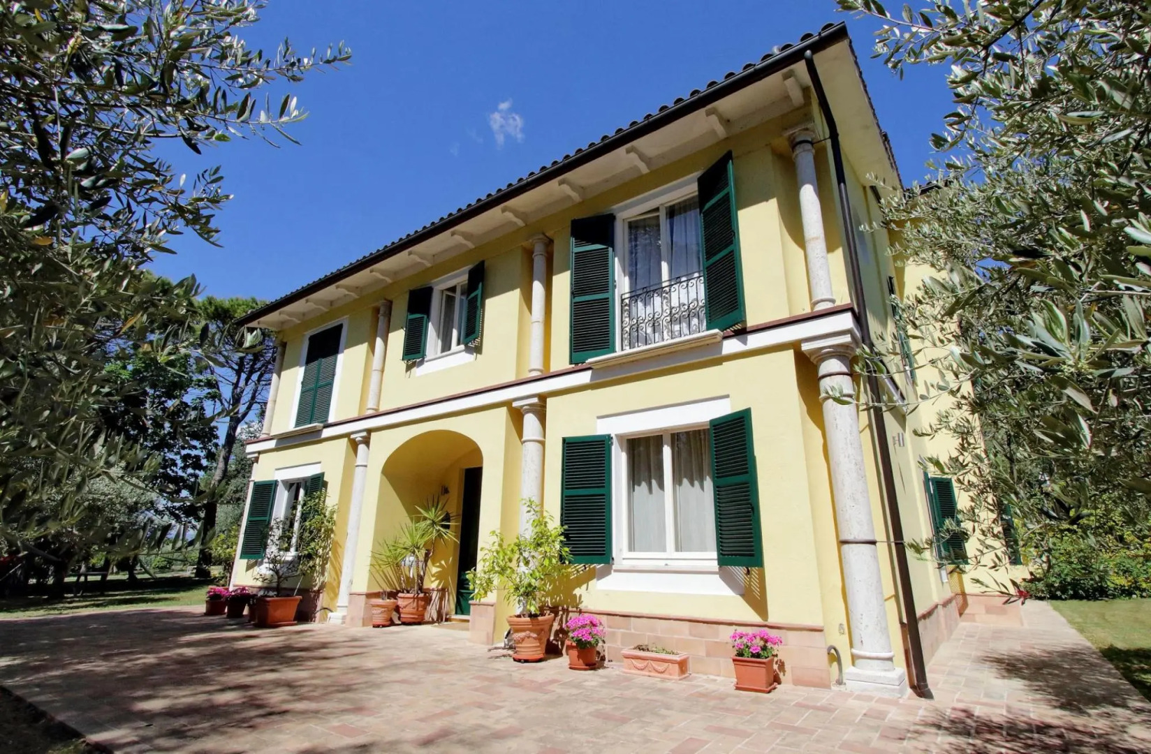 Elegance and relaxation! The holiday that's right for you!-Villa del Poggio