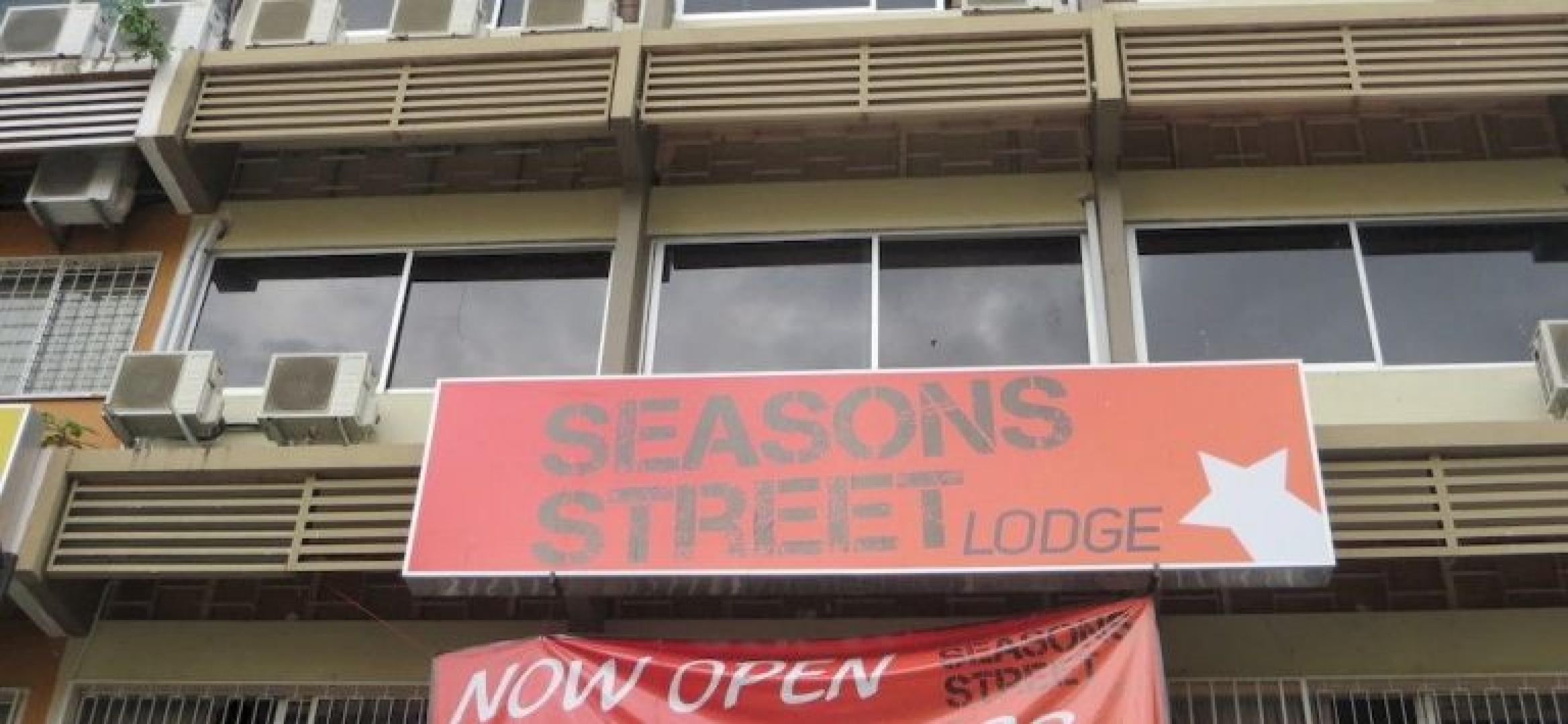 Seasons Street Lodge