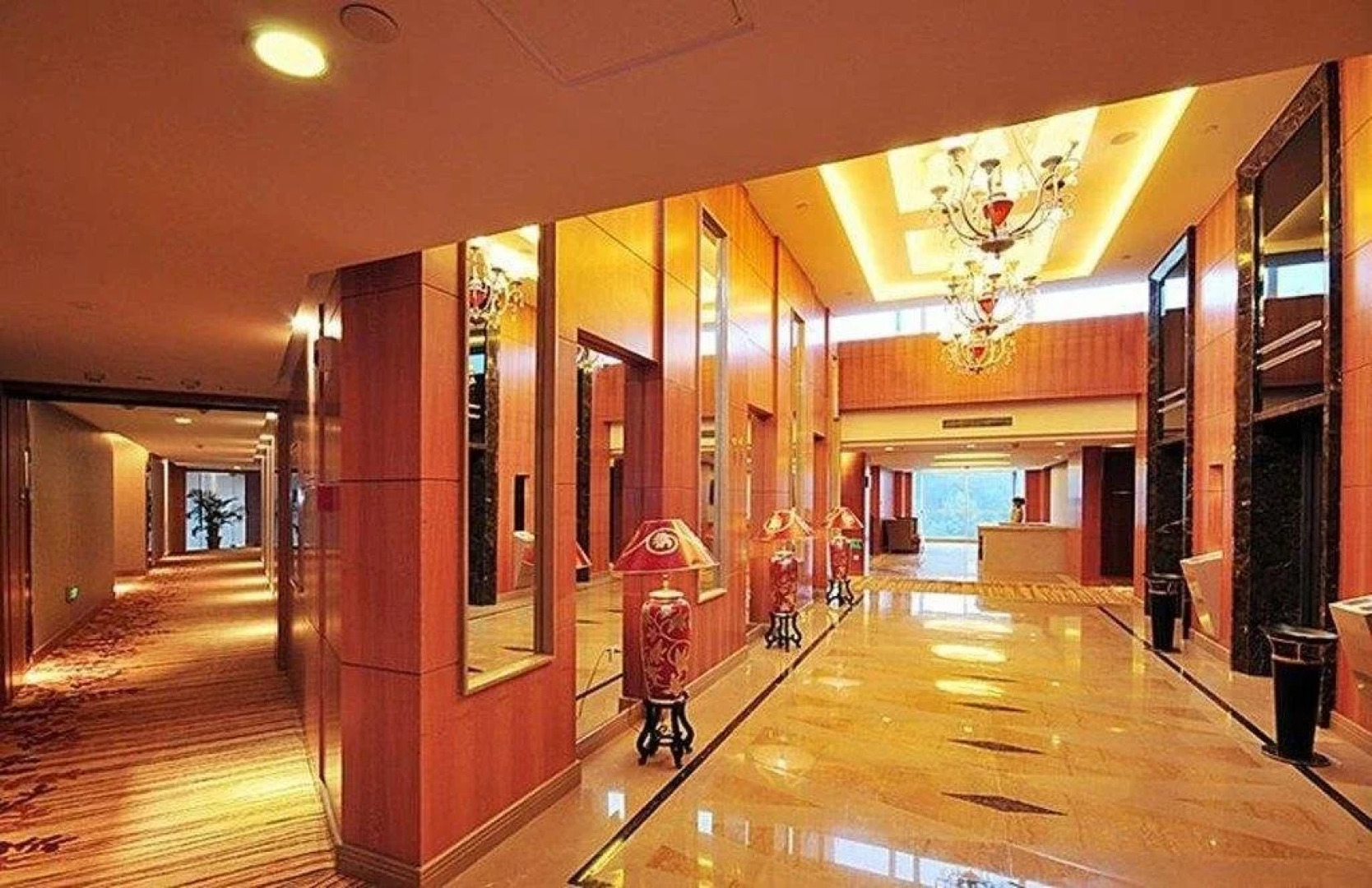 WuDang Argyle Grand International Hotel