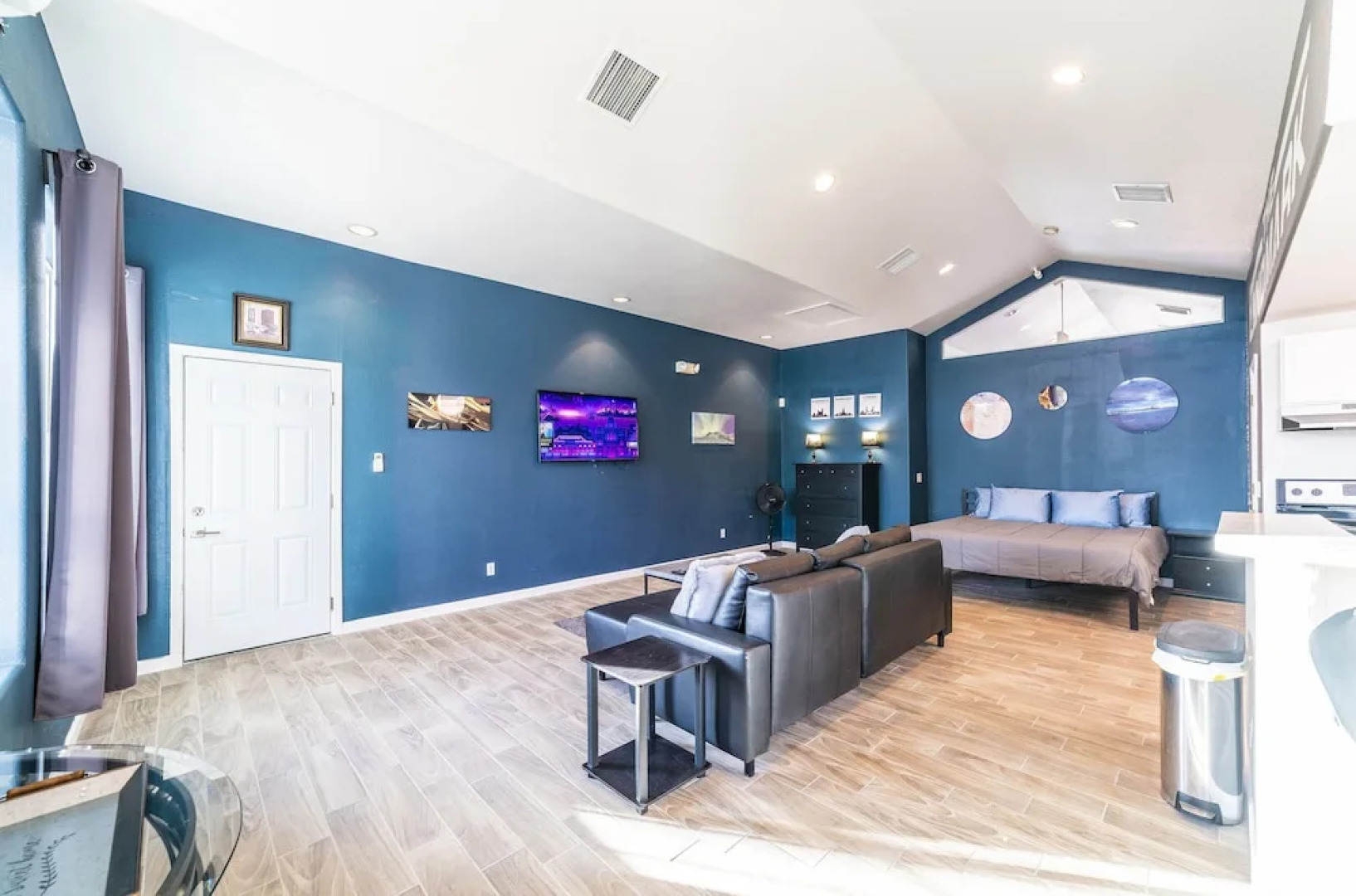 The Landmark Apartments