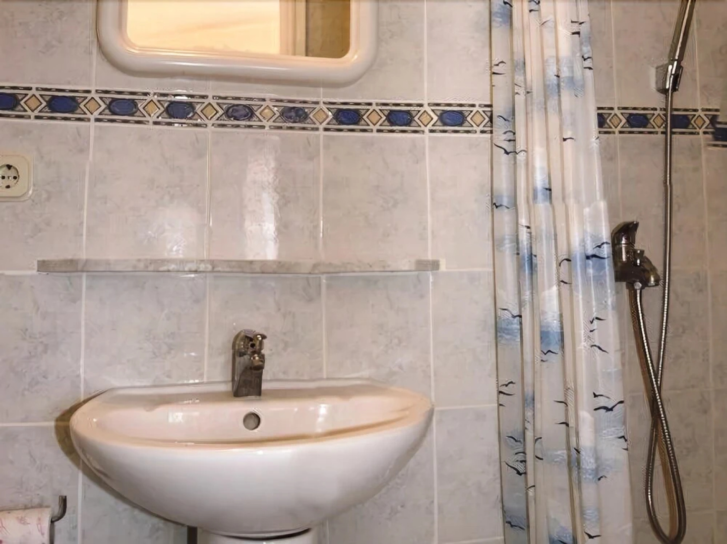 Apartments and Rooms Florijan