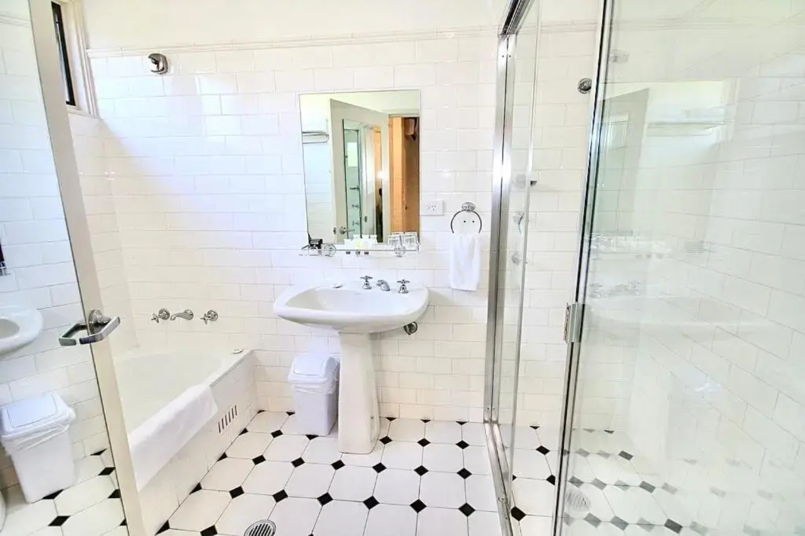 Briars Country Lodge