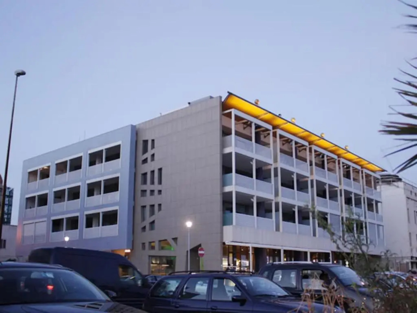 Minzoni Gallipoli Sul Mare E 130 Mt Dal Centro