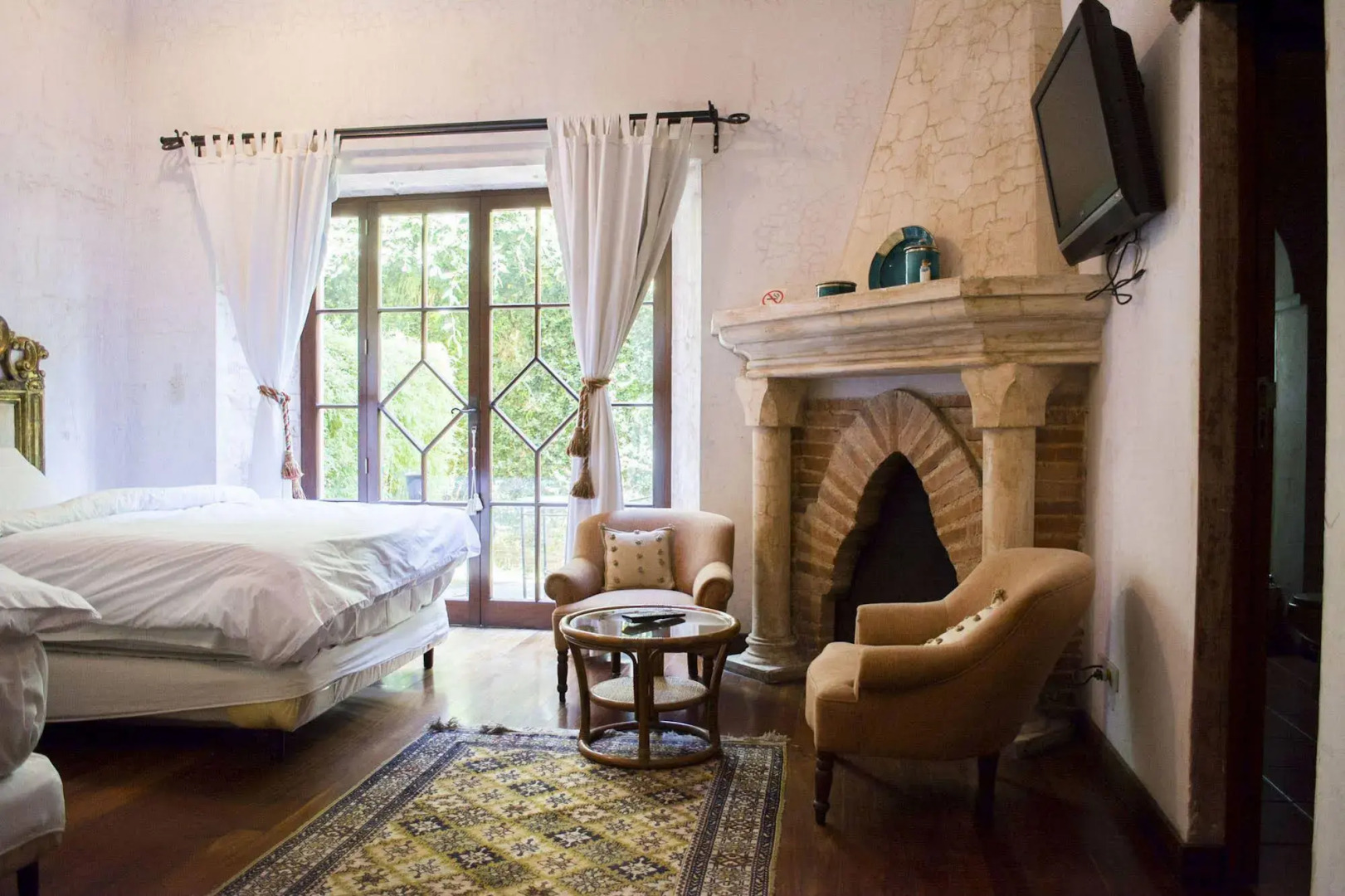 Posada de Los Leones