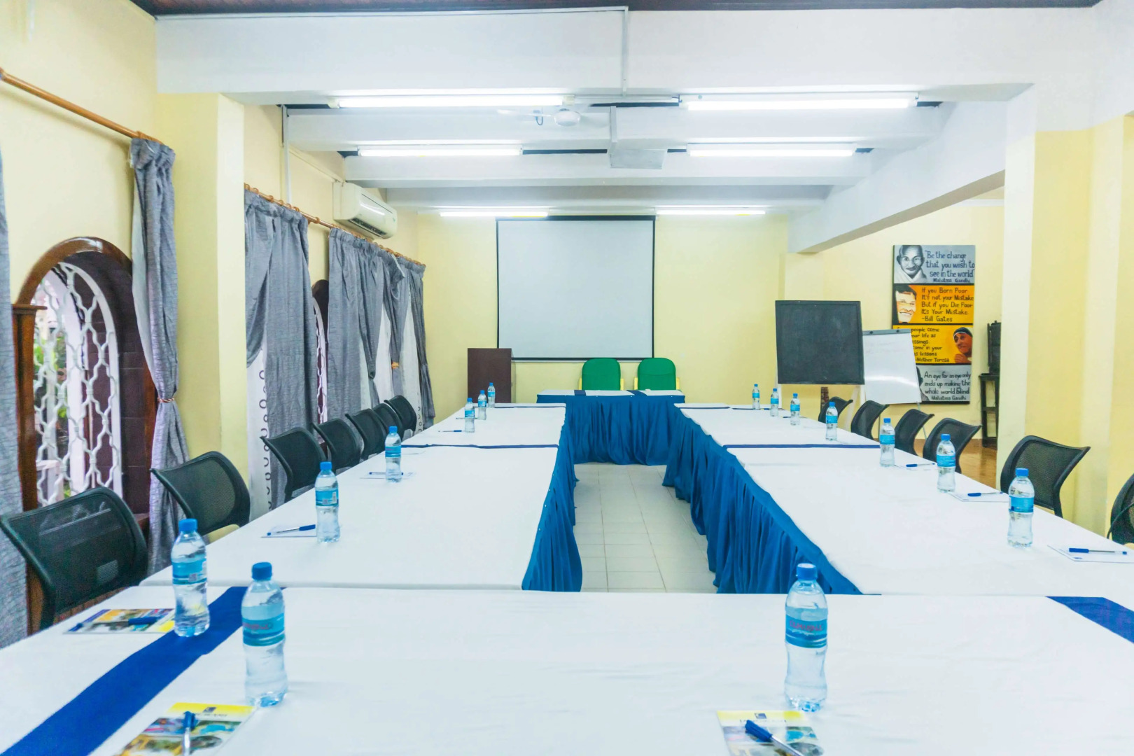 Best Western Jangwani Sea Breeze Hotel