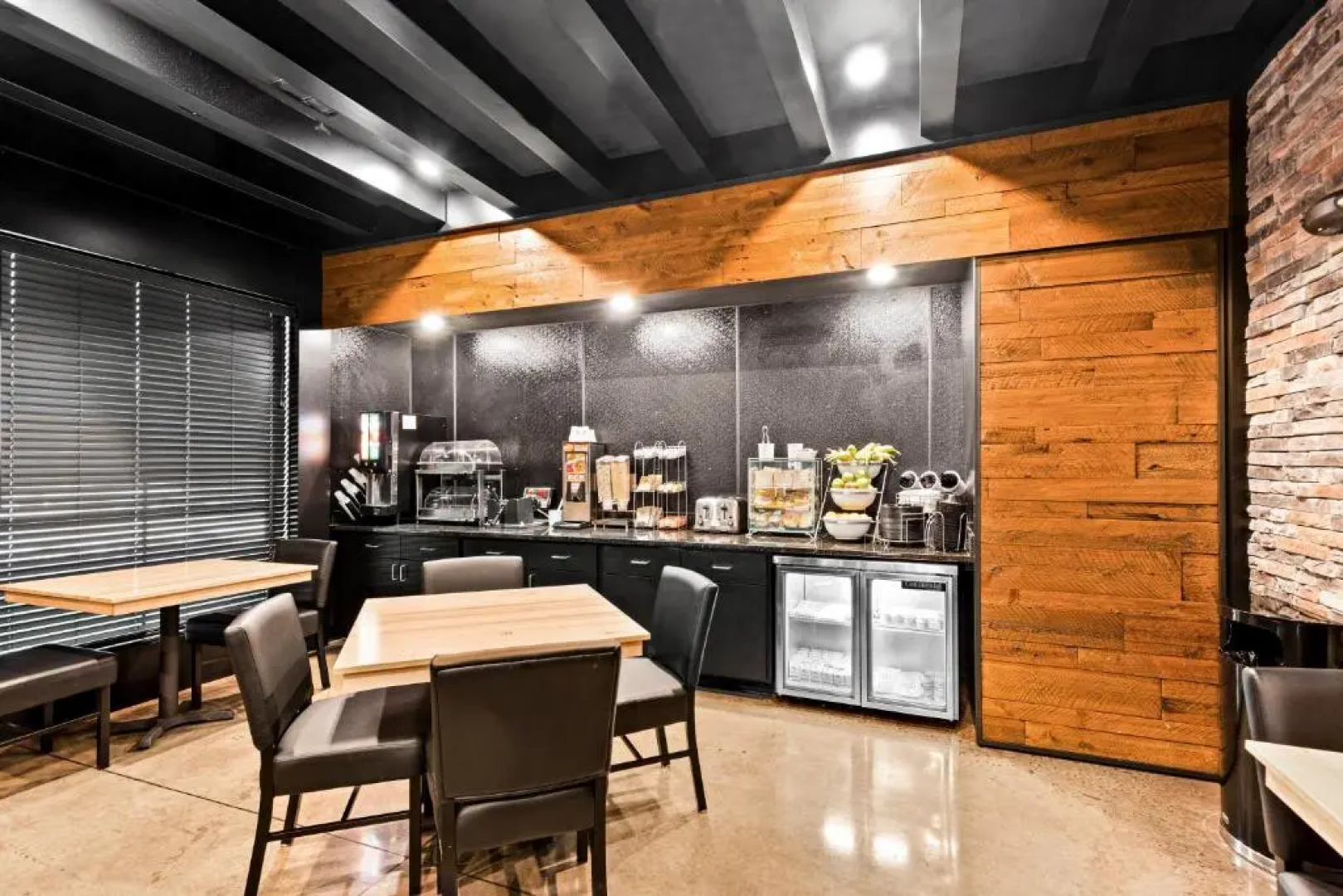 Cobblestone Hotel & Suites - Ottumwa