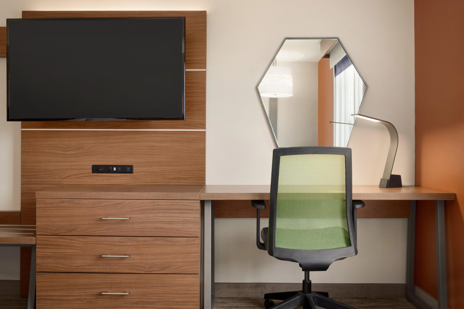 Holiday Inn Express Hotel & Suites Auburn - University Area by IHG