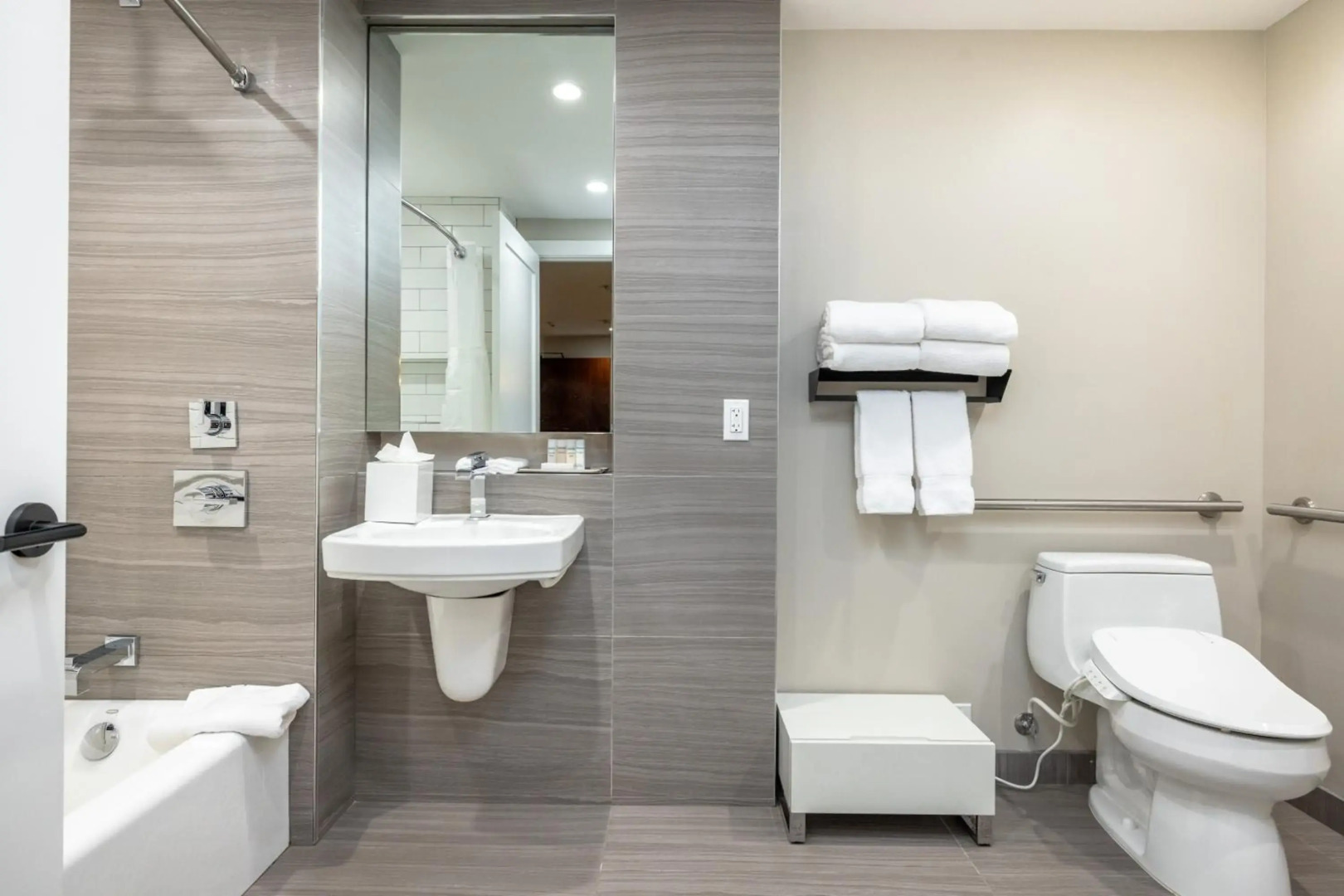 Infinity Hotel San Francisco, Tapestry Collection by Hilton