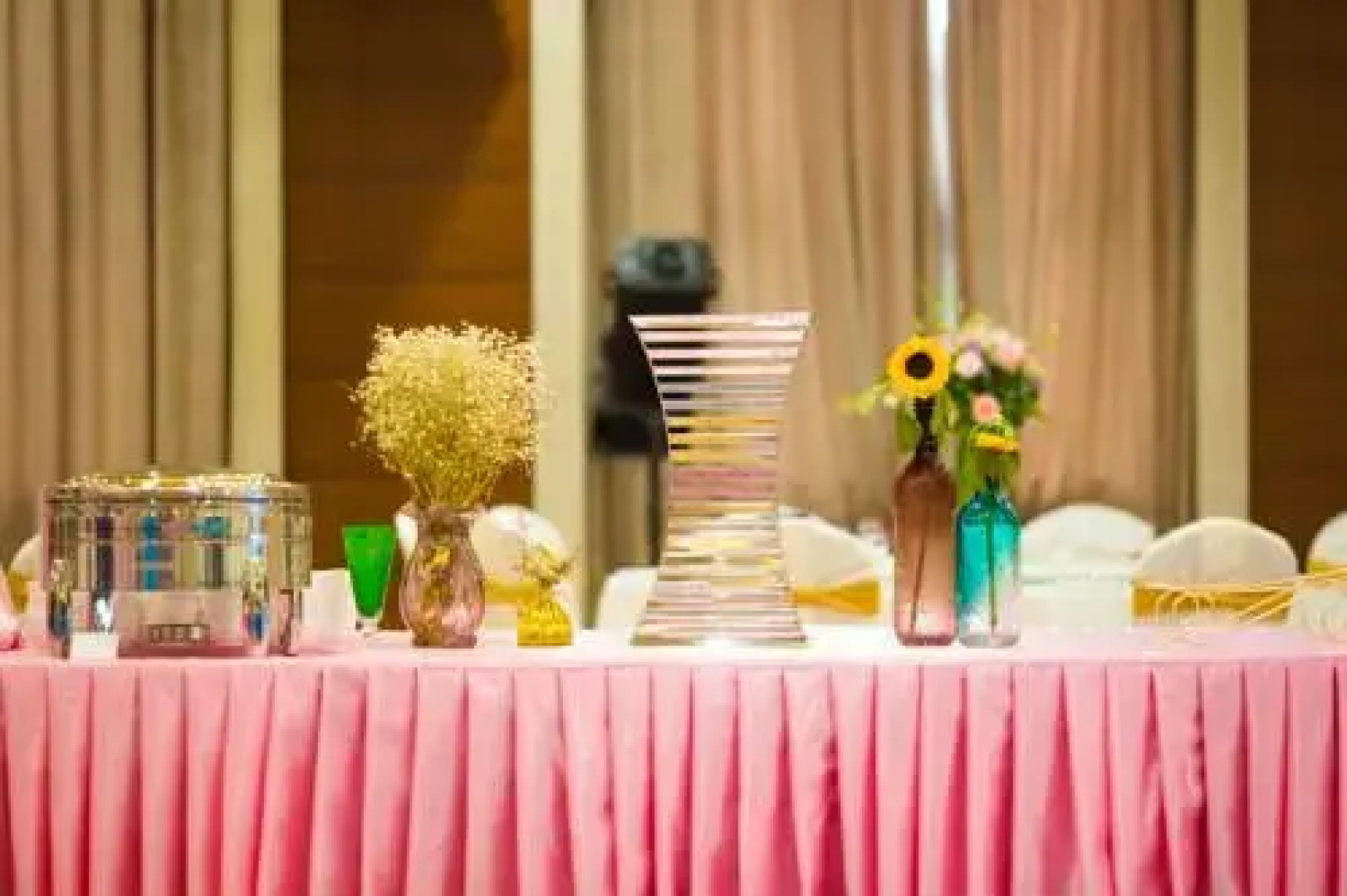 Longyue International Hotel