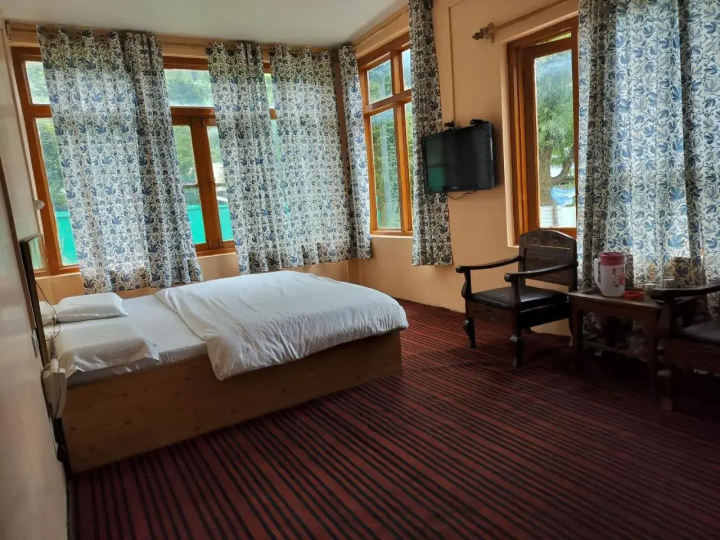 Sky Light Guest House