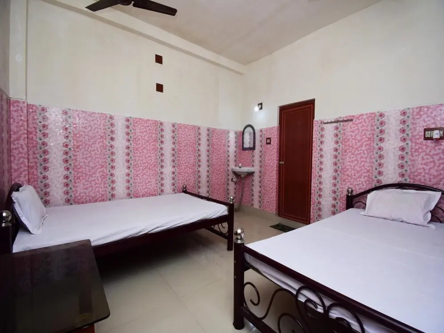 SPOT ON 43675 Apanjan Resort